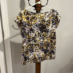 Short sleeved blouse